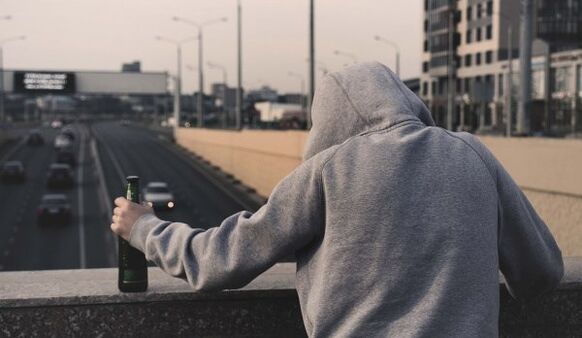 Піць мужчыну, як дапамагчы пераадолець залежнасць